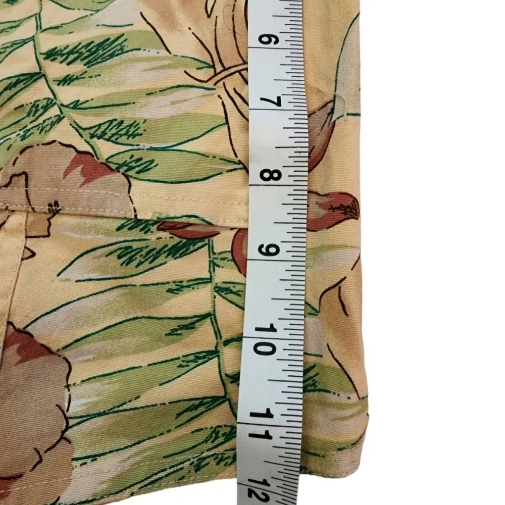 Urban Outfitters Floral Hawaiian Print  Shorts Womens Large - Picture 6 of 7